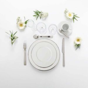 Pack vaisselle filet or - Plat, dessert, café (24 pers. max)