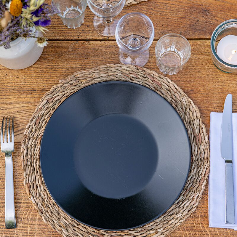 Lot de 25 grandes assiettes noires Ø 27,5 cm