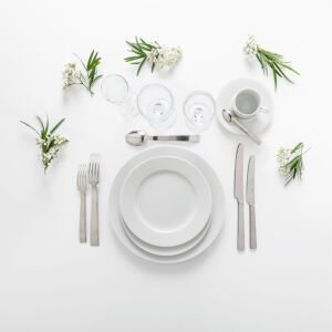 Pack vaisselle blanche - Entrée, plat, dessert, café 24 pers. max